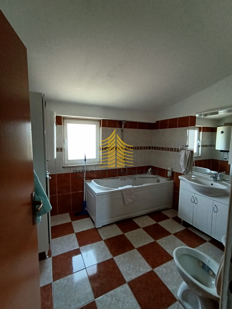 Stan, Prodaja, Kaštel Štafilić, 112,86 m2, 3,5-prostorsko (3P+DB)
