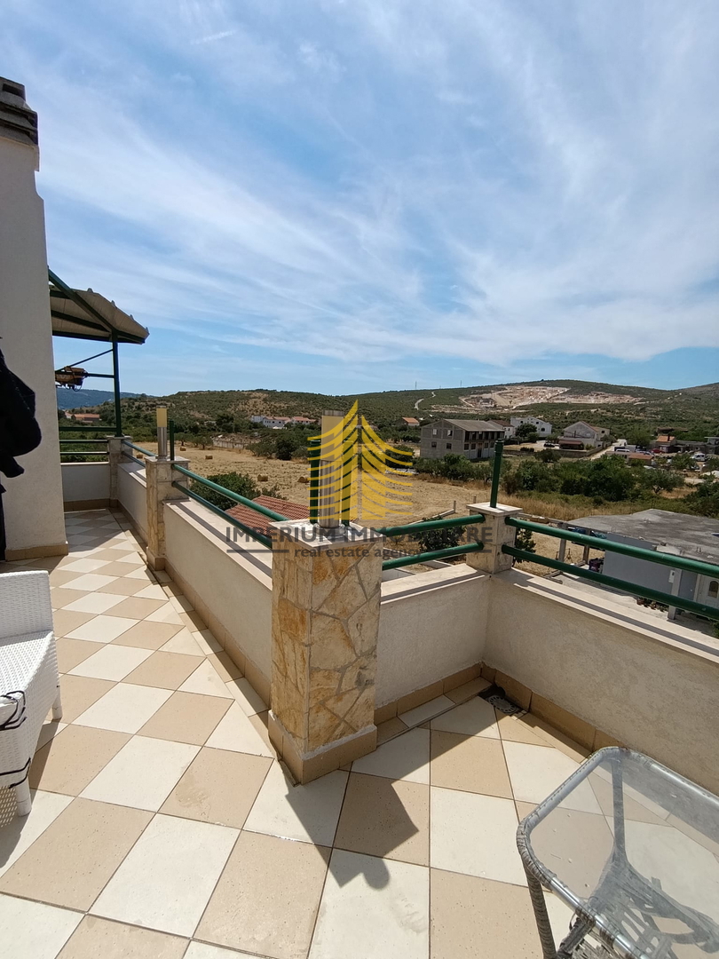 Stan, Prodaja, Kaštel Štafilić, 112,86 m2, 3,5-prostorsko (3P+DB)