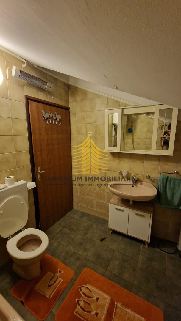 Hiša, Prodaja, Pirovac, 150 m2, Dvojna hiša