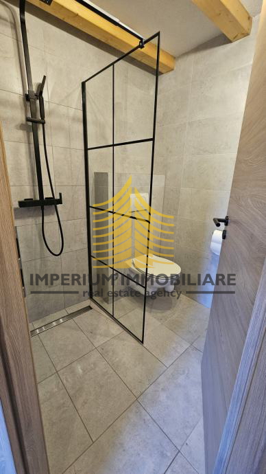 Hiša, prodaja, Kaštel Sućurac, 60 m2, v vrsti