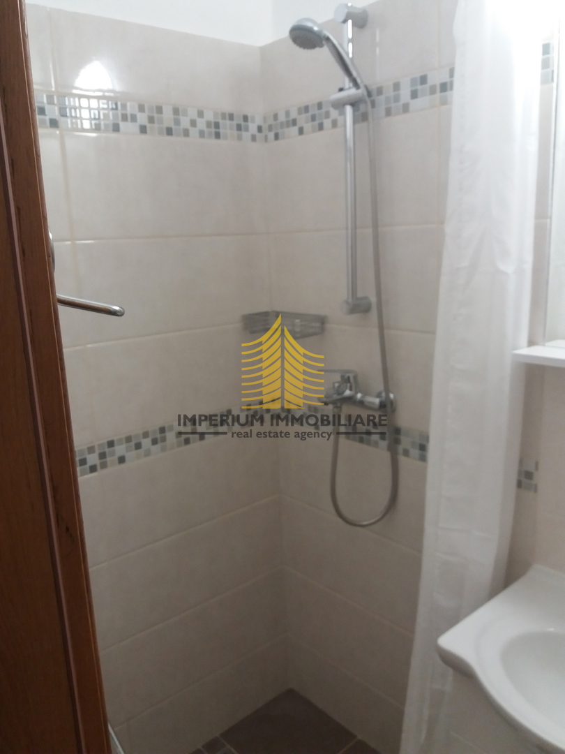 Poslovni prostor, Prodaja, Šibenik, Varoš, 13,2 m2, Poslovni kompleks