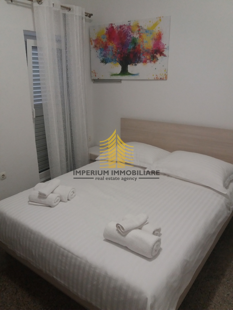 Poslovni prostor, Prodaja, Šibenik, Varoš, 13,2 m2, Poslovni kompleks