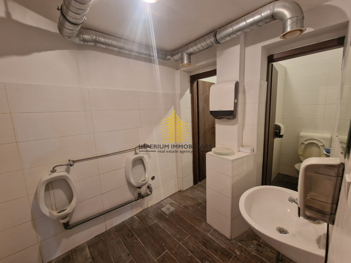 Poslovni prostor, Prodaja, 13790, 225 m2, Prostor za storitve