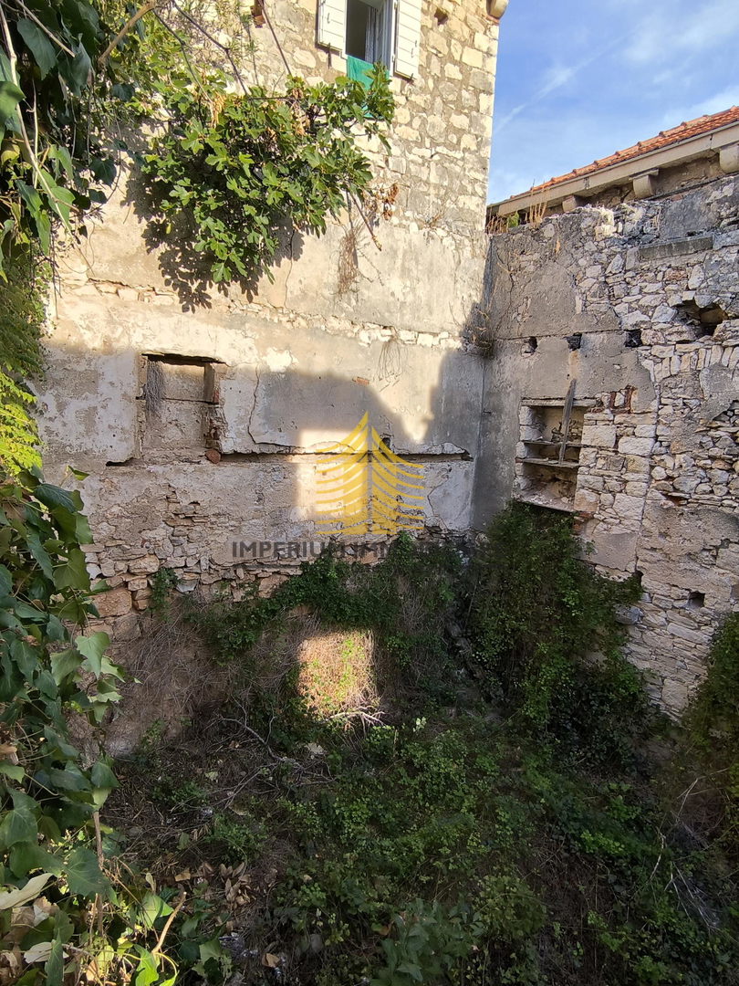 Hiša, prodaja, Sutivan, 225 m2, samostojna