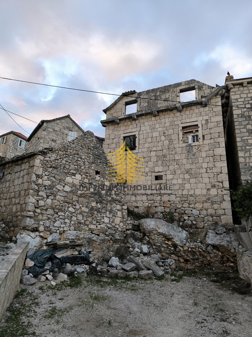 Hiša, prodaja, Sutivan, 225 m2, samostojna