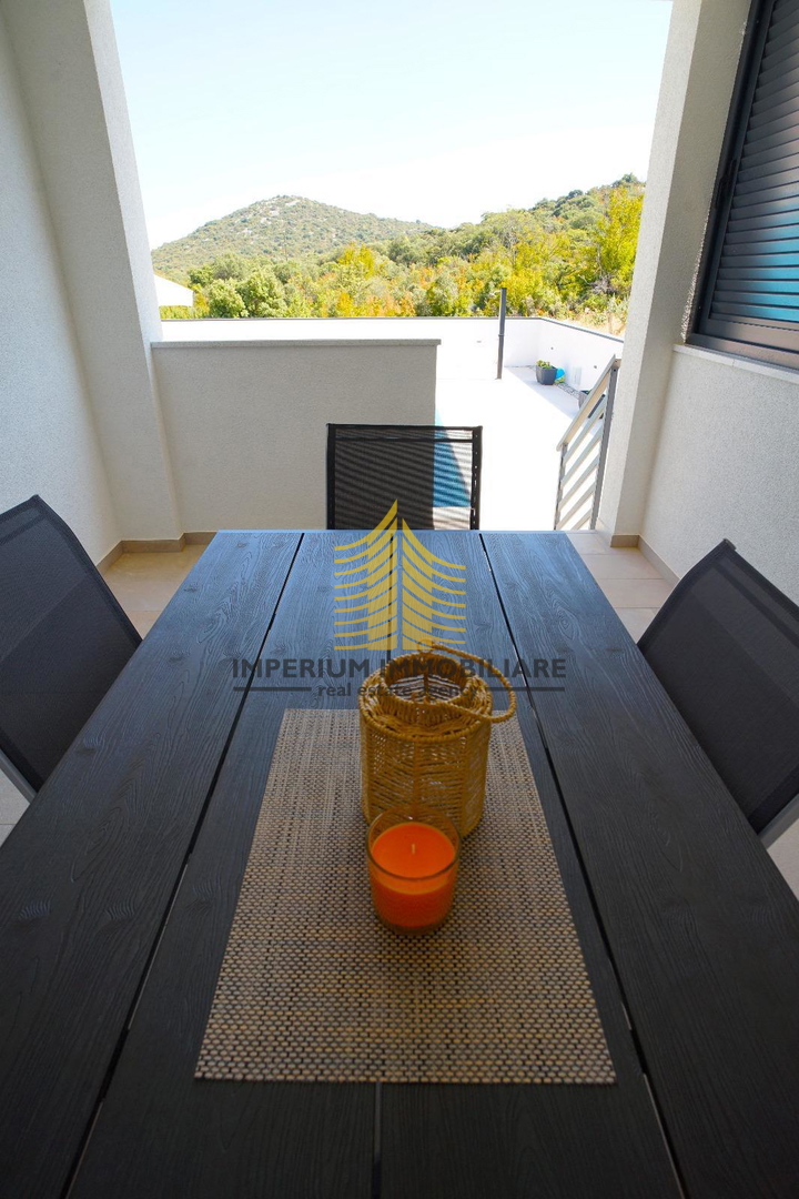 Hiša, prodaja, Donja Jagodnja, 162,00 m2, vila