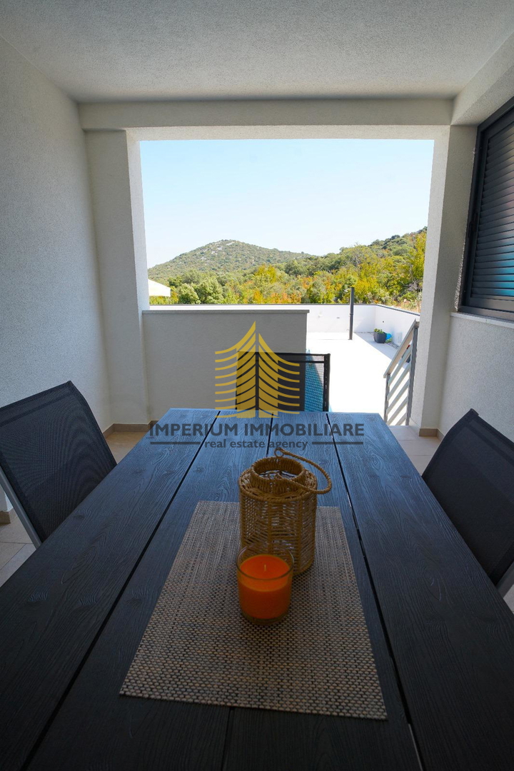 Hiša, prodaja, Donja Jagodnja, 162,00 m2, vila