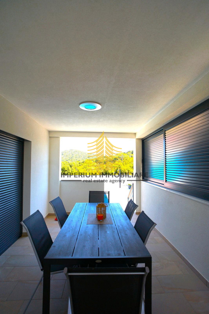 Hiša, prodaja, Donja Jagodnja, 162,00 m2, vila