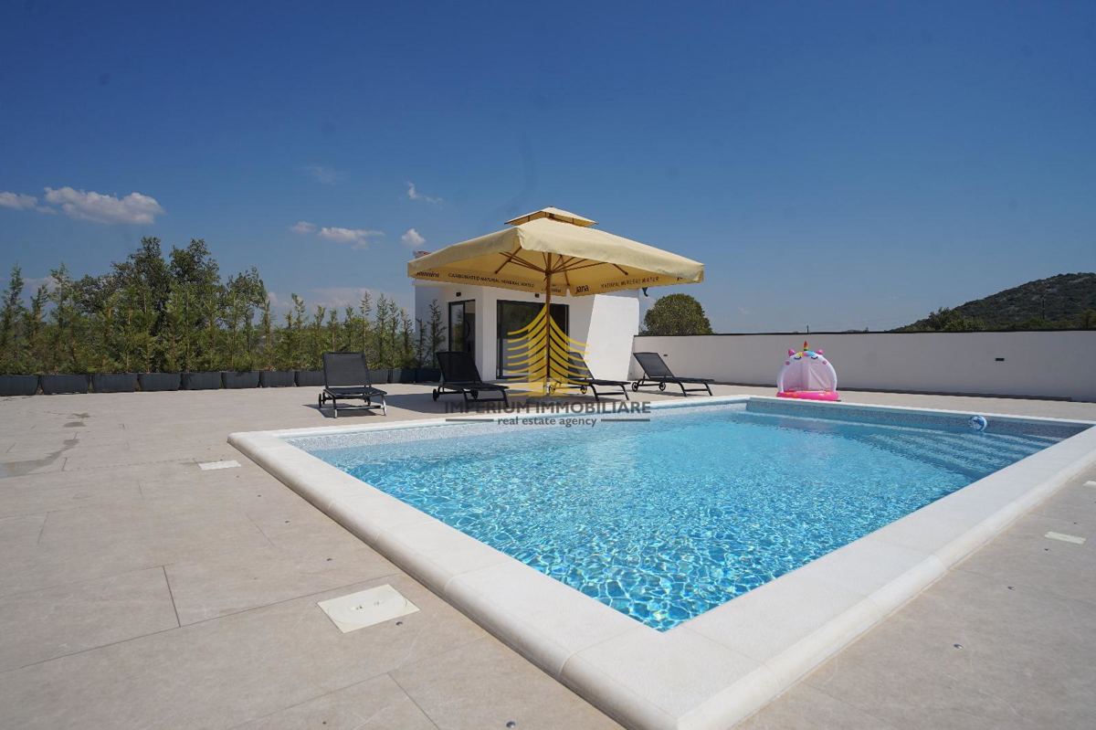 Hiša, prodaja, Donja Jagodnja, 162,00 m2, vila