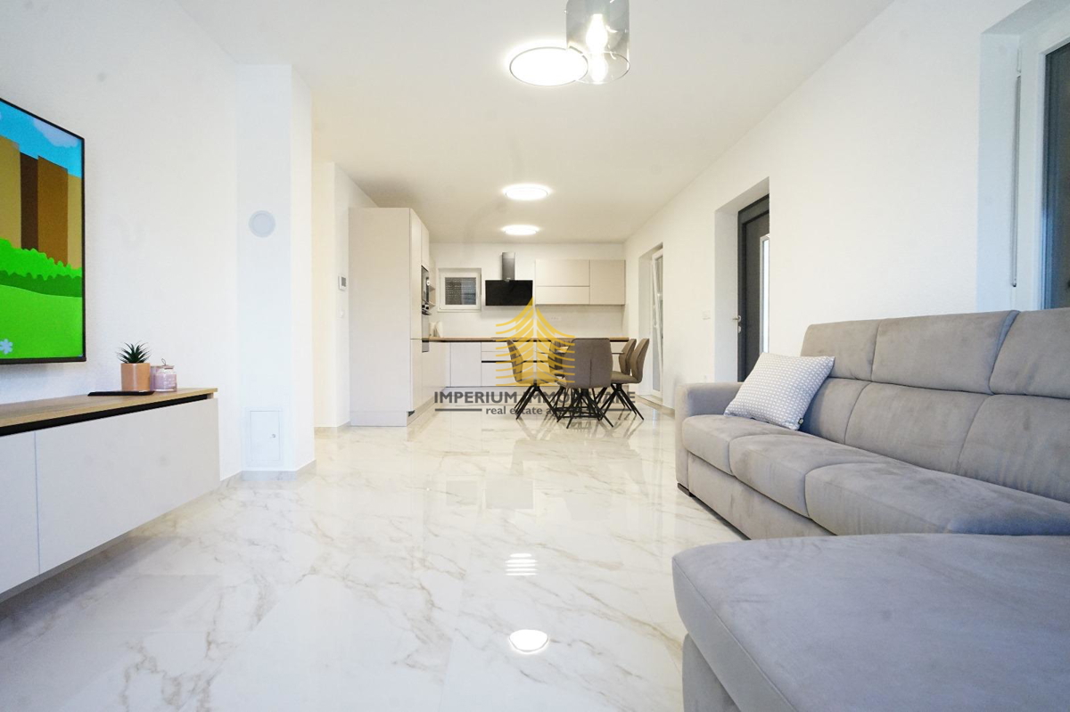 Hiša, prodaja, Donja Jagodnja, 162,00 m2, vila