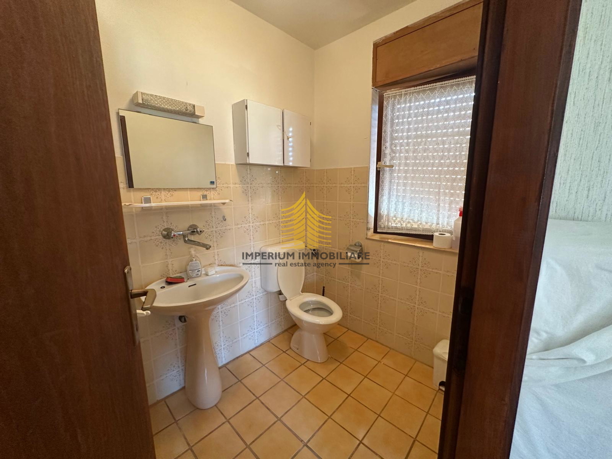 Hiša, prodaja, Okrug, Okrug Gornji, 120 m2, samostojna