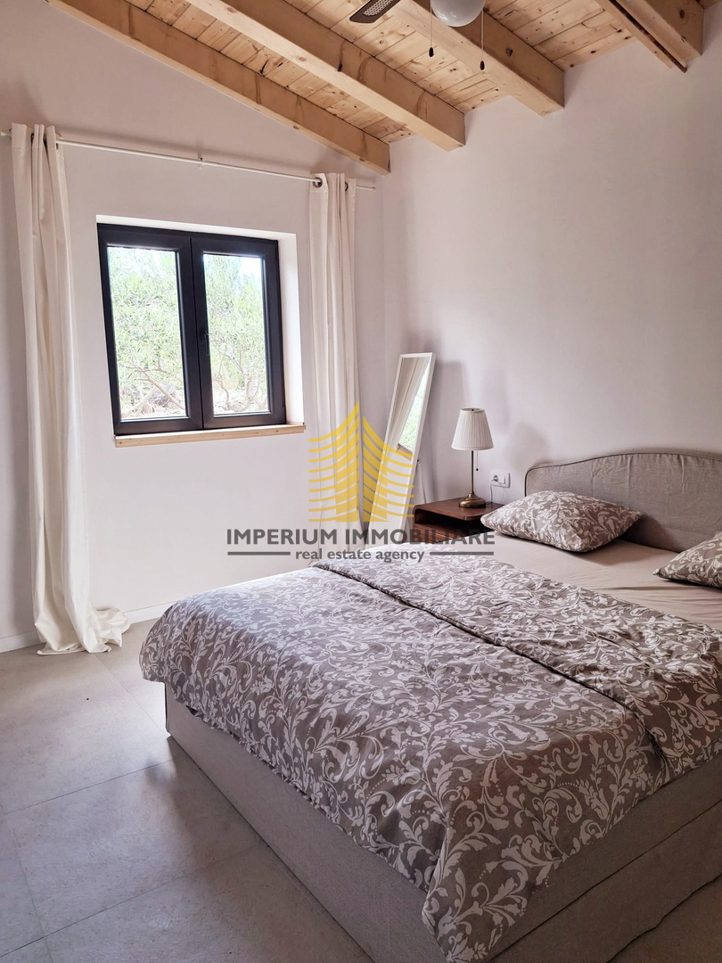 Hiša, prodaja, ravna parcela, 110 m2, samostojna