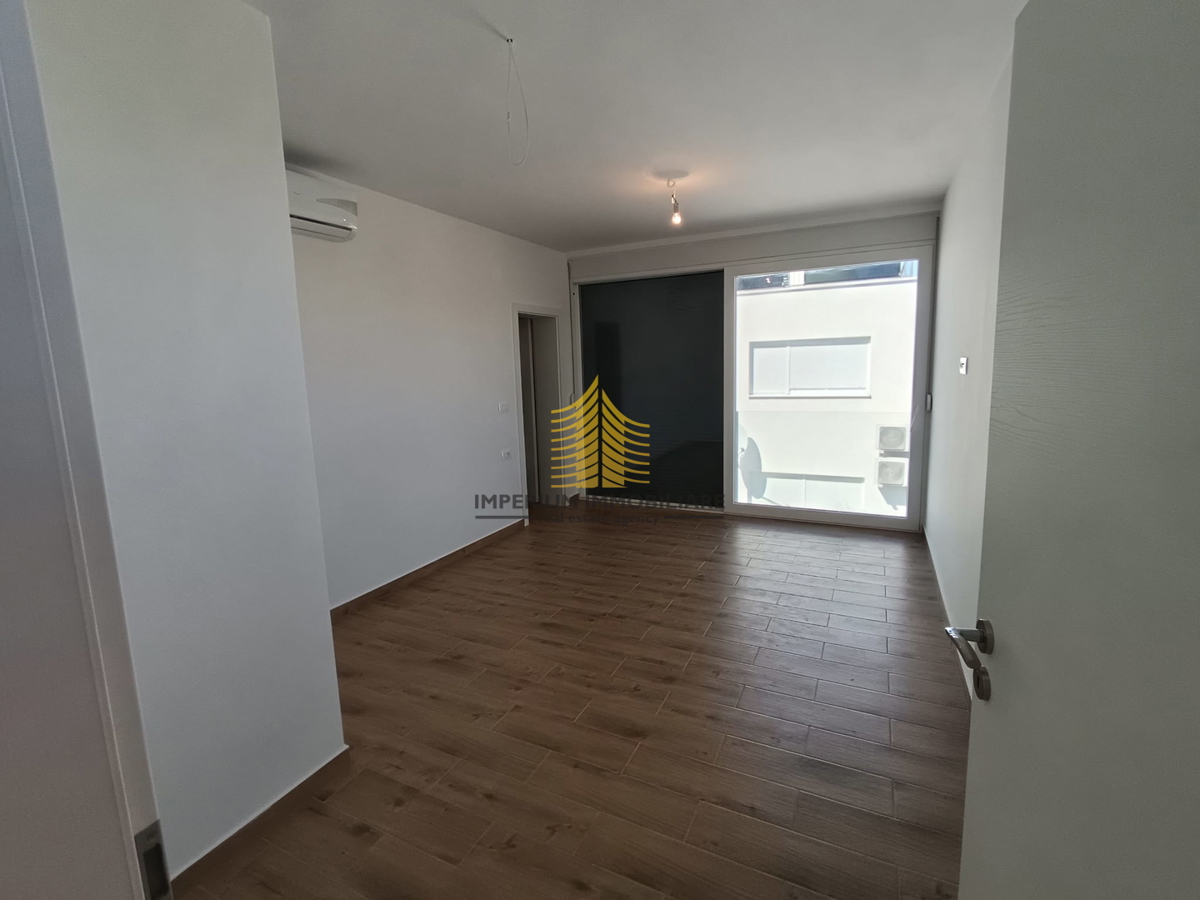 Stan, Prodaja, Privlaka, 103,50 m2, 3,5-prostorski (3P+DB)