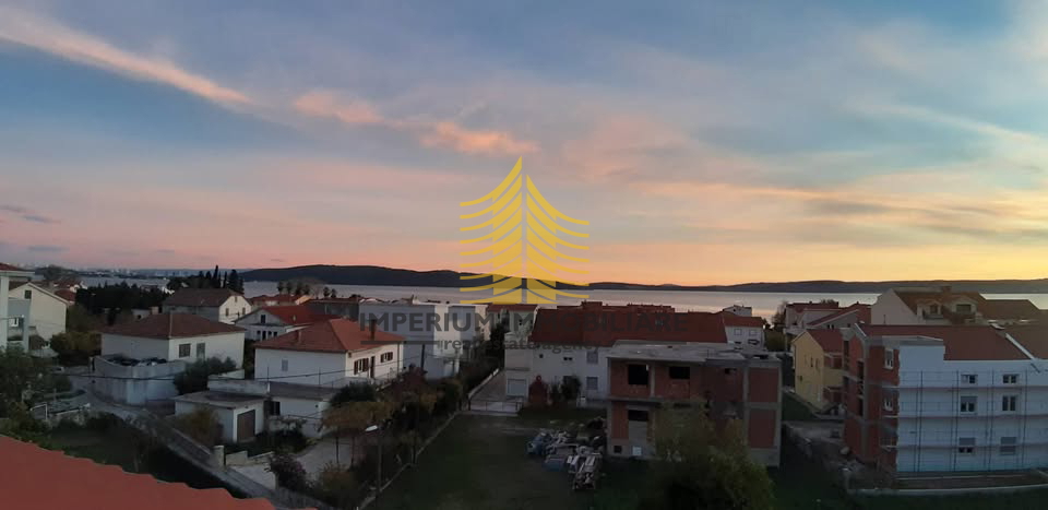 Stan, prodaja, Kaštel Kambelovac, 57 m2, 3,5-prostorsko (3P+DB)