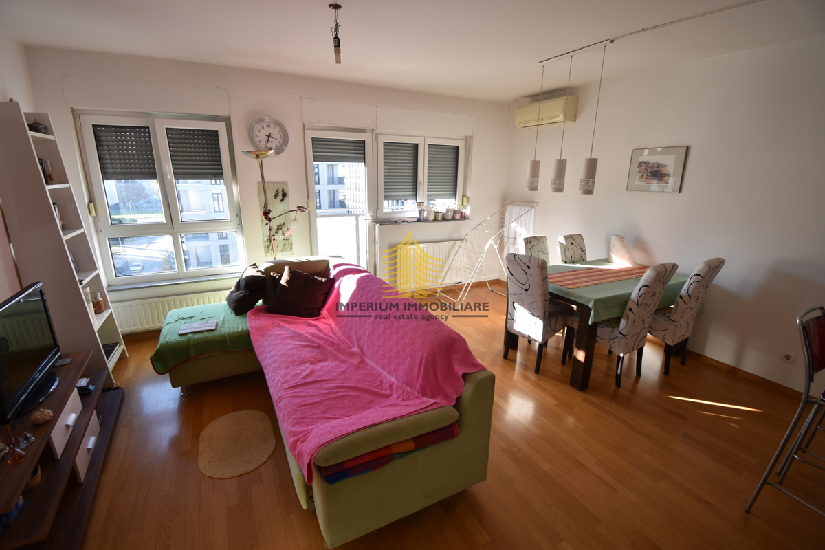 Stan, Prodaja, Novi Zagreb - Vzhod, Središče, 70 m2, 3-prostorski