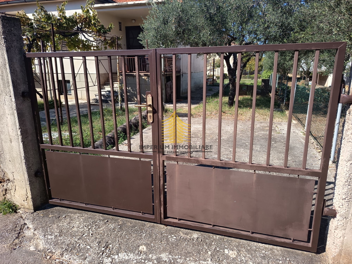 Hiša, Prodaja, Zadar, Jazine, 100 m2, Samostojna