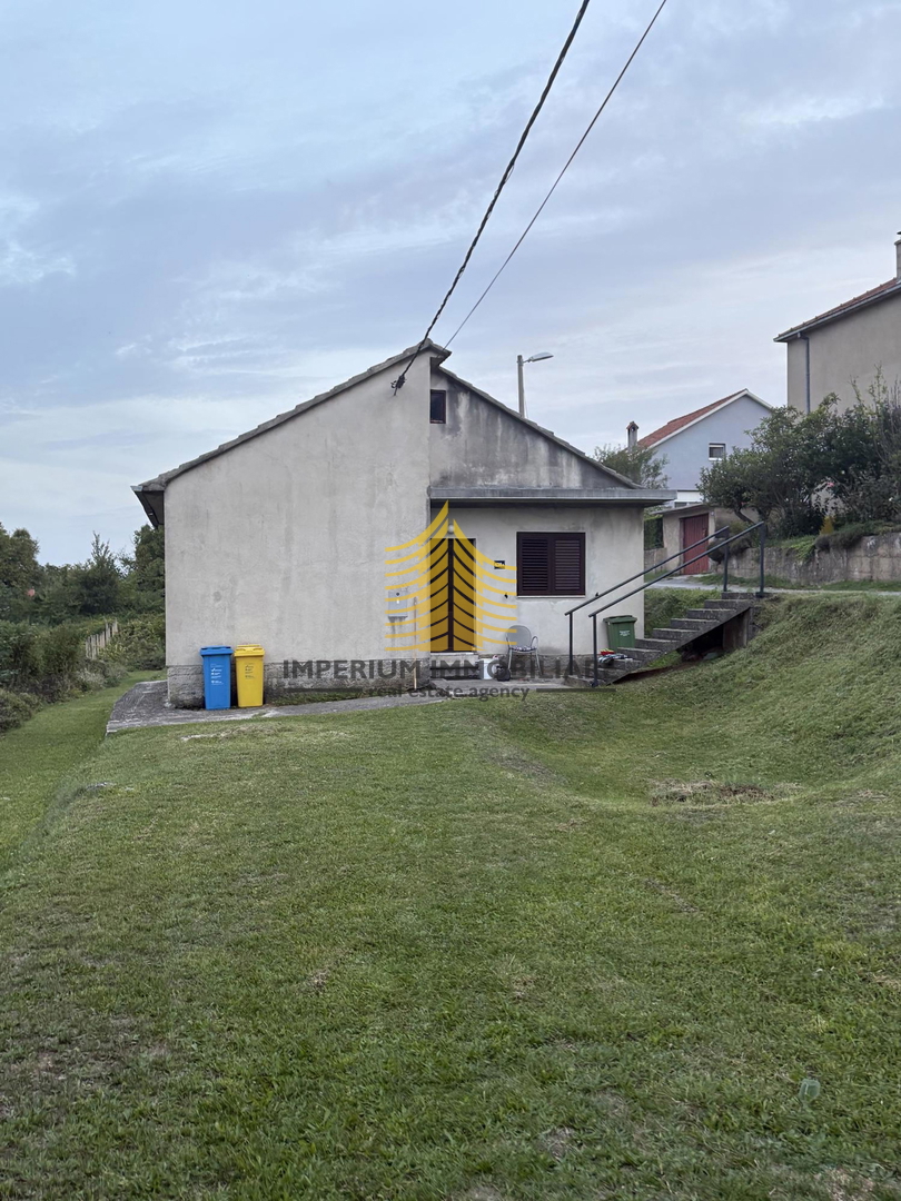 Hiša, Prodaja, Sinj, Glavice, 83 m2, Samostojna