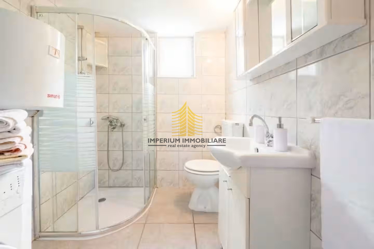 Hiša, prodaja, Podstrana, 150 m2, dvojna