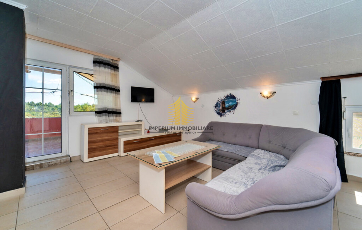 Hiša, prodaja, Benkovac, Donji Karin, 250 m2, samostojna