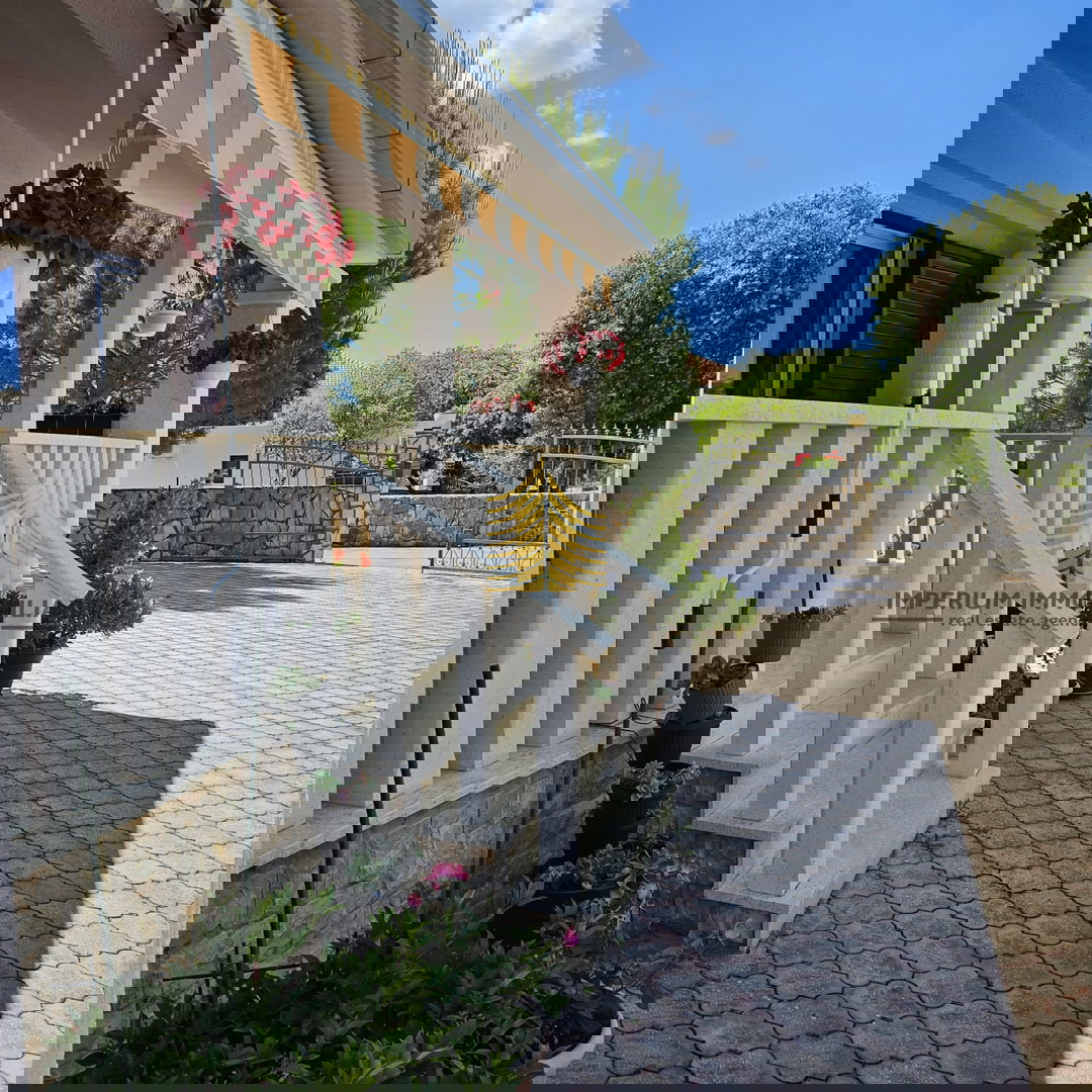 Hiša, prodaja, Marina, 470 m2, samostojna