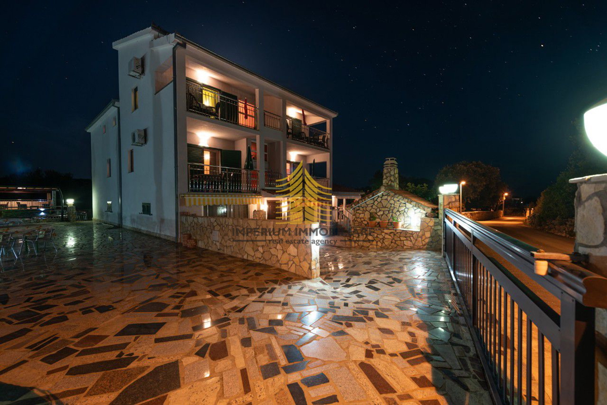 Hiša, prodaja, Marina, 470 m2, samostojna
