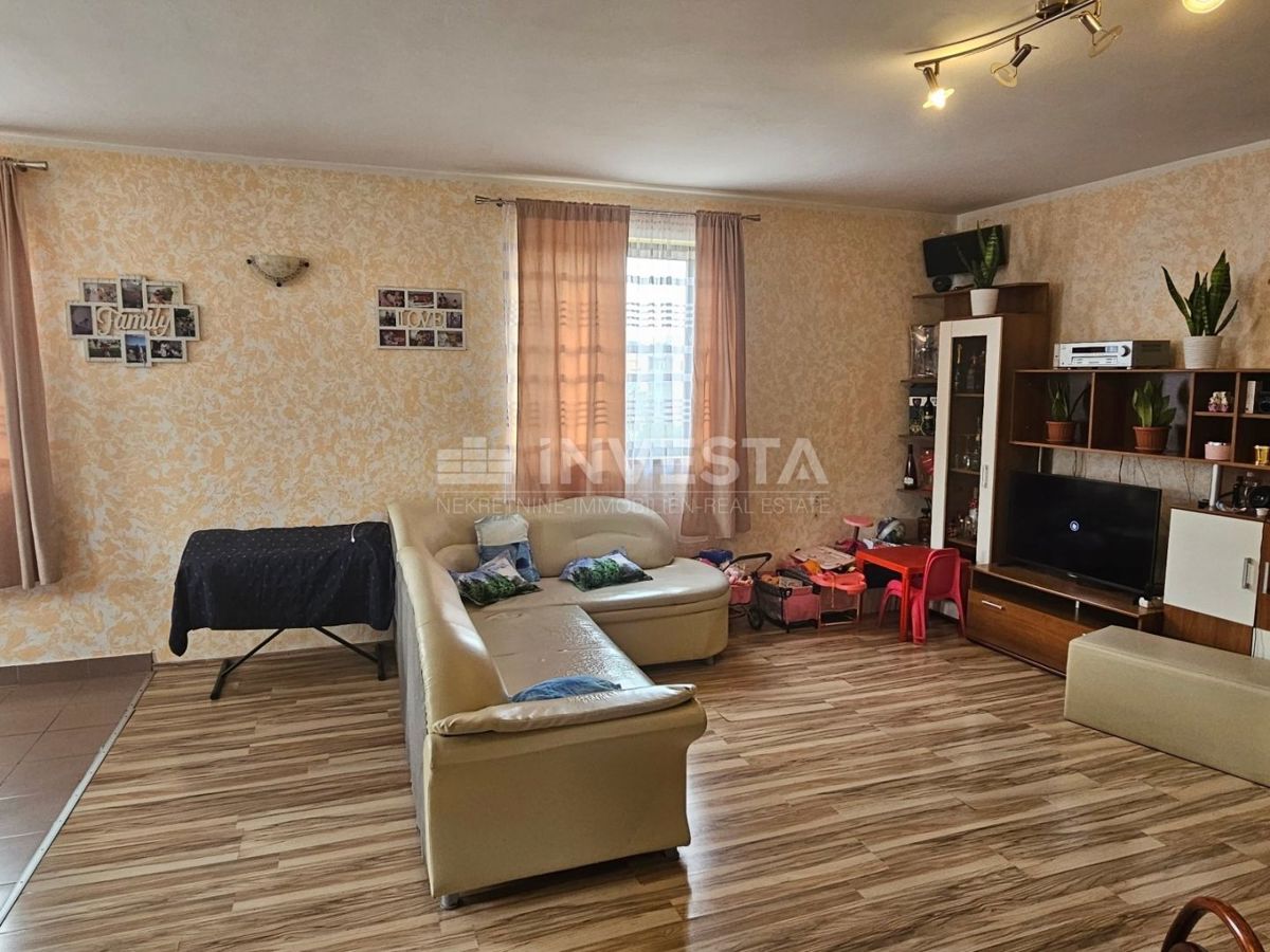 Hrvaška, Istra, Pula, Šijana, velika stanovanje 153m2 na odlični lokaciji