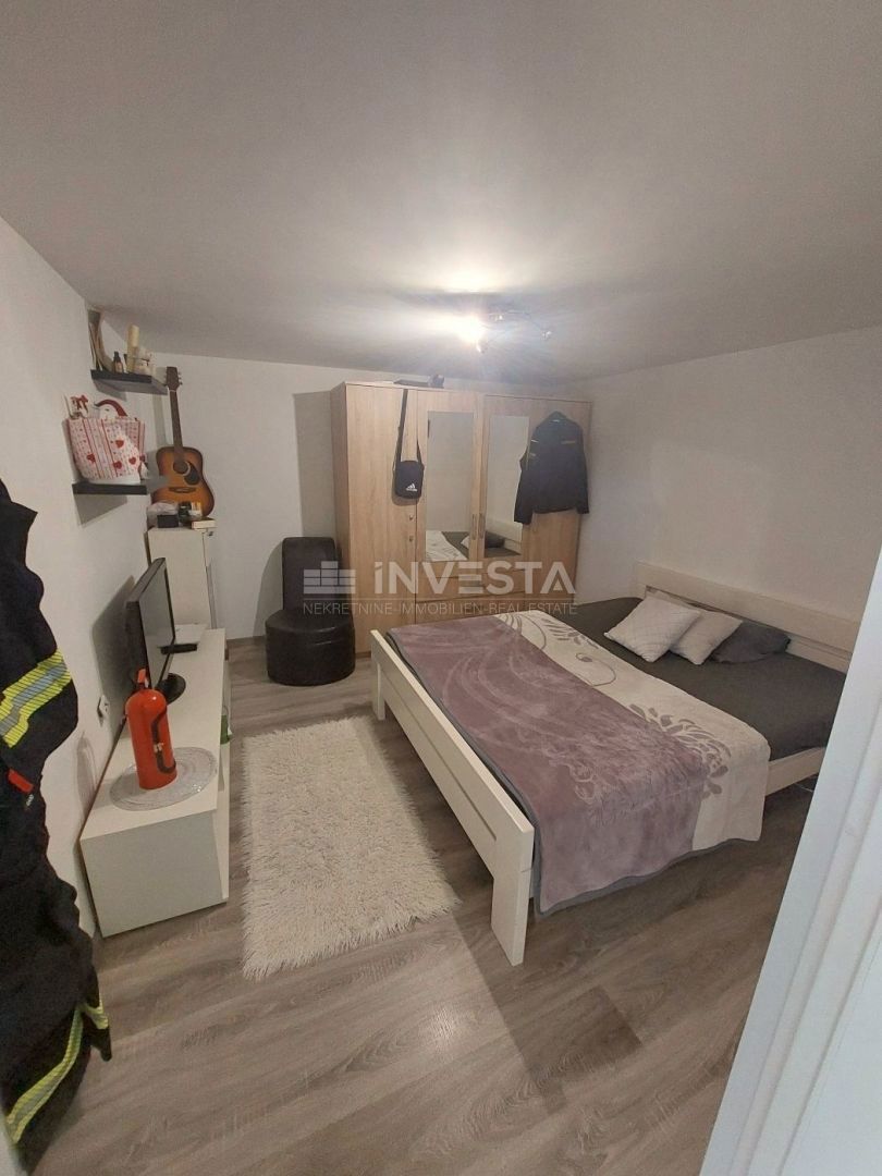 Okolica Poreča, obnovljena avtohtona istrska hiša na mirni lokaciji