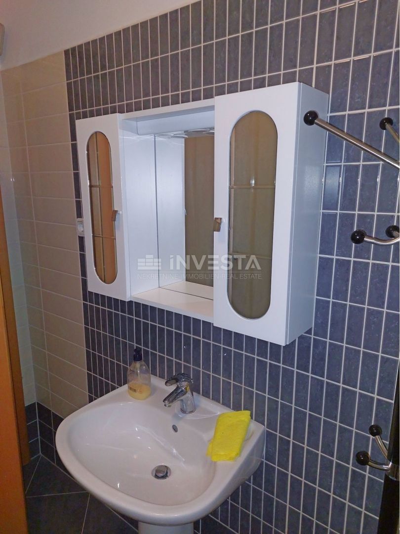 PRILOŽNOST! Okolica Poreča, dva apartmaja na odlični lokaciji