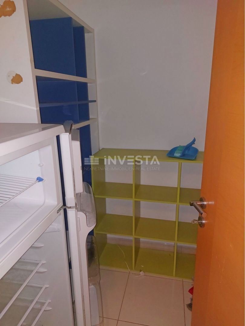 PRILOŽNOST! Okolica Poreča, dva apartmaja na odlični lokaciji