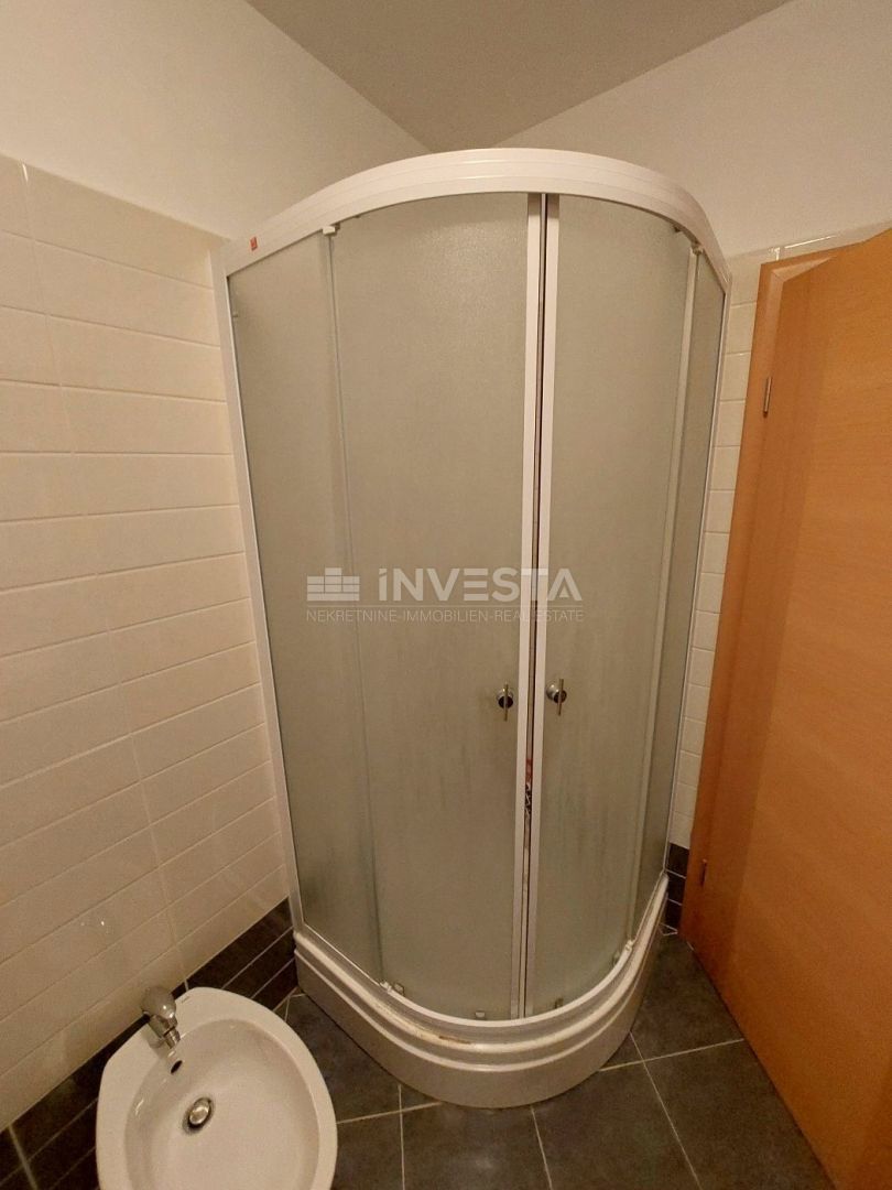 PRILOŽNOST! Okolica Poreča, dva apartmaja na odlični lokaciji