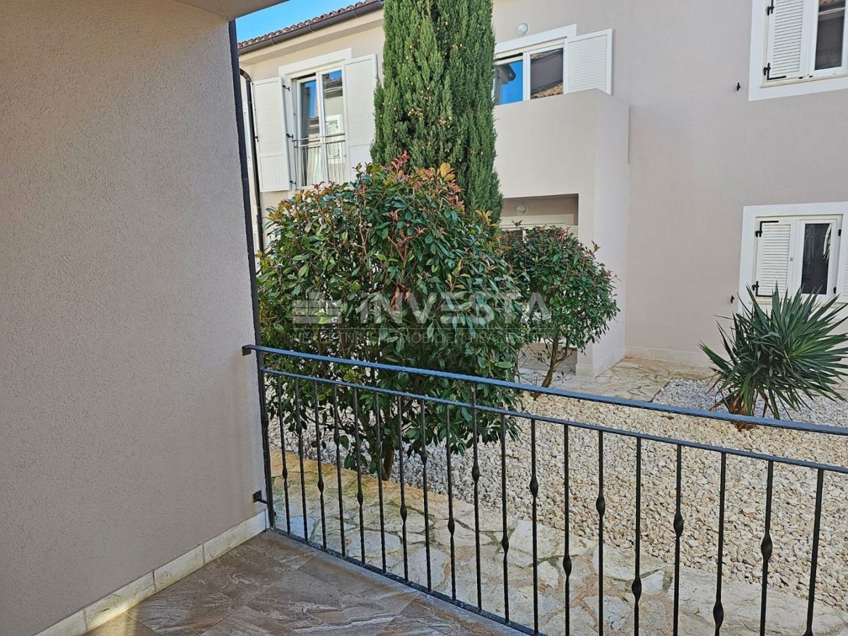 Medulin, apartma 70,40 m2 na vrhunski lokaciji, 2 spalnici, 200 m od morja