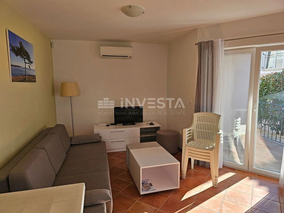 Medulin, apartma 70,40 m2 na vrhunski lokaciji, 2 spalnici, 200 m od morja