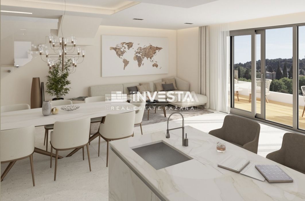 Rovinj, luksuzen duplex penthouse, 3SS+DB, top lokacija!