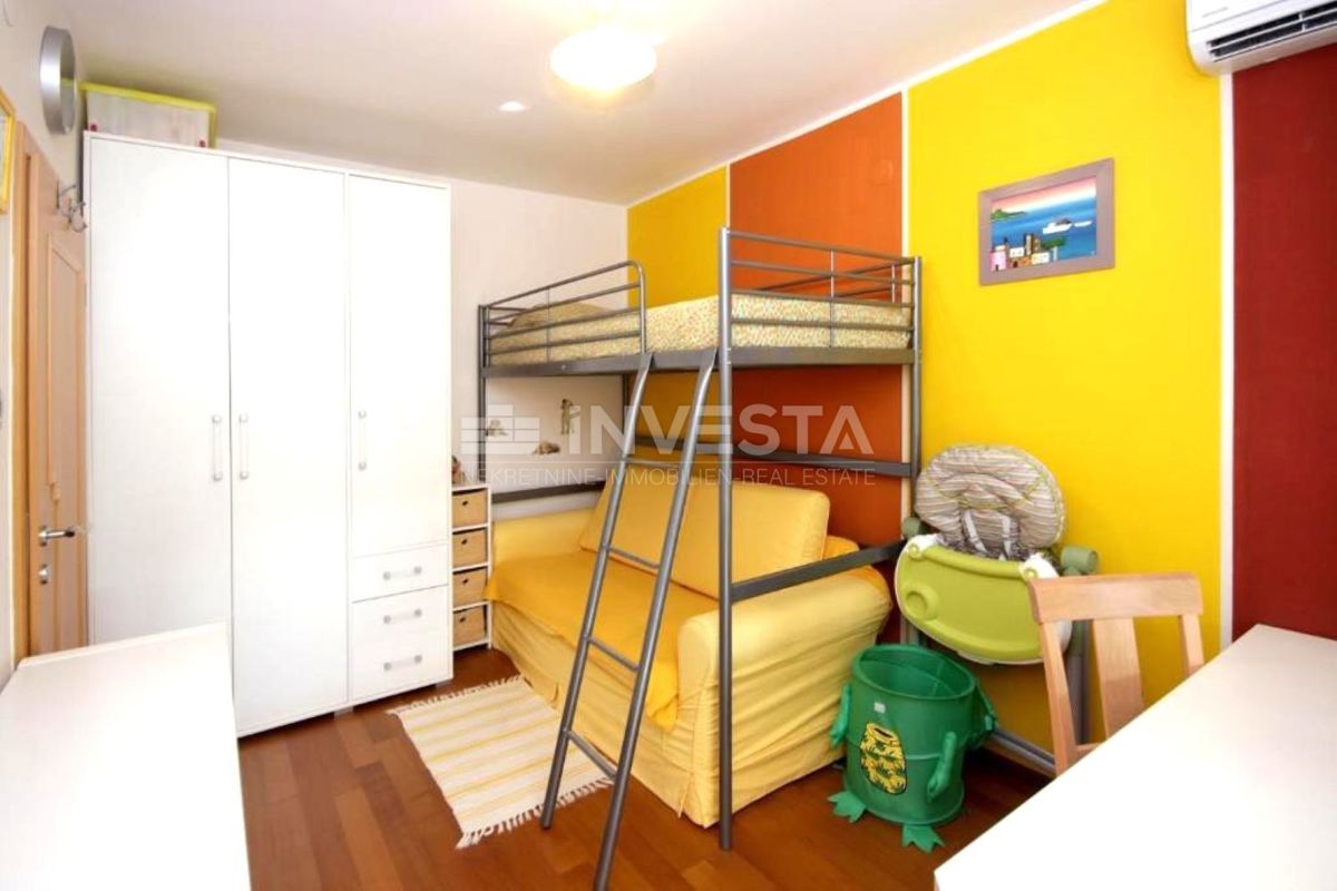 Pula, popolnoma opremljen stan v 2. nadstropju.