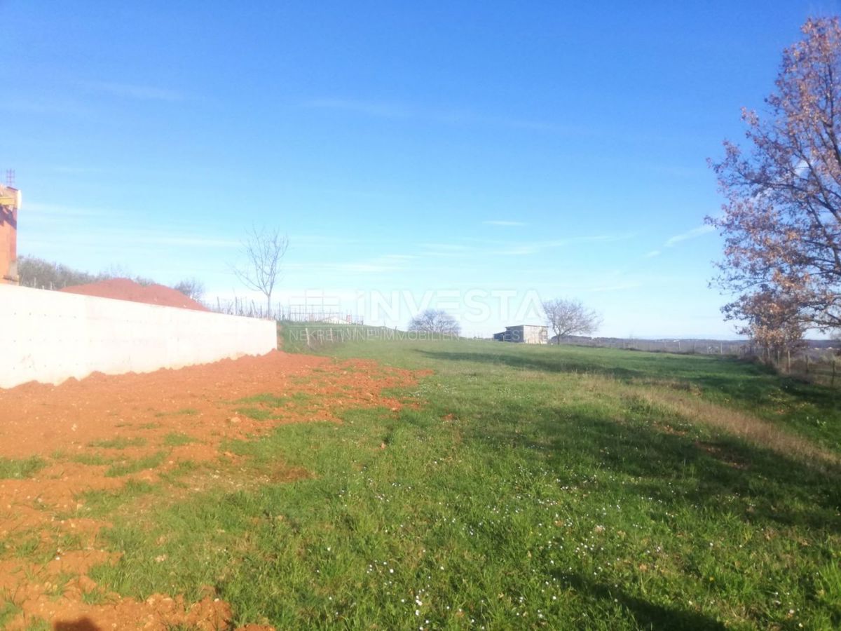 Sutivanac, tri gradbena zemljišča 4.088 m²