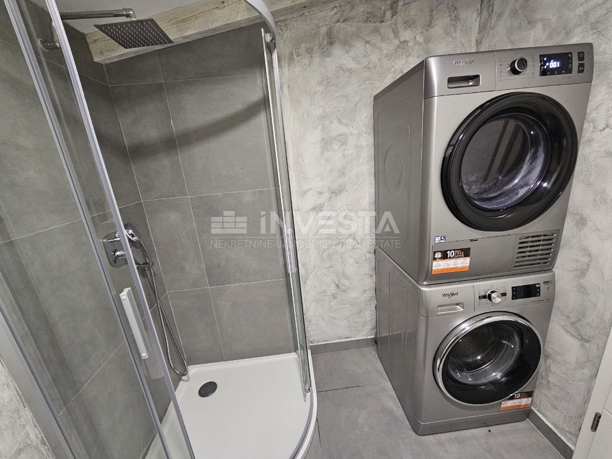 Čudovita kamnita vila v bližini Poreča