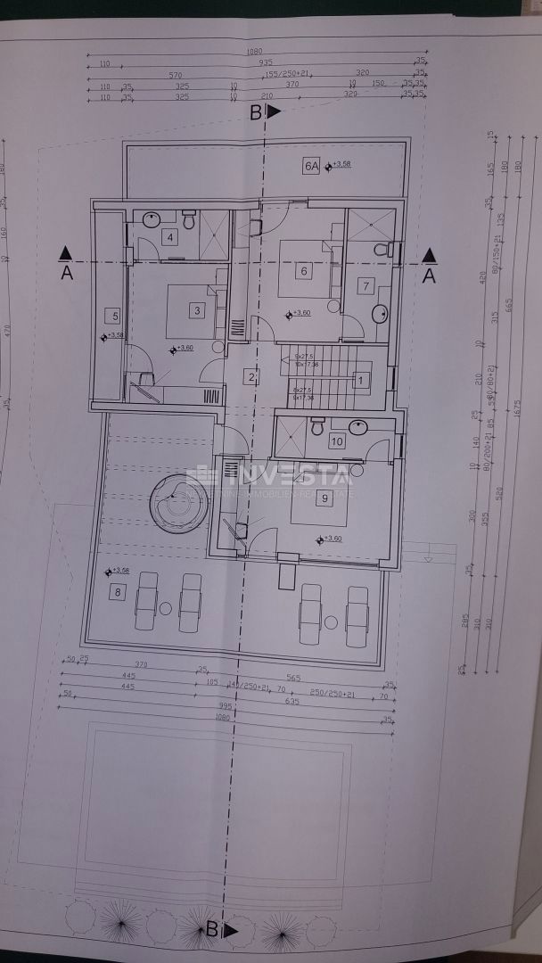 Gradbeno zemljišče s projektom