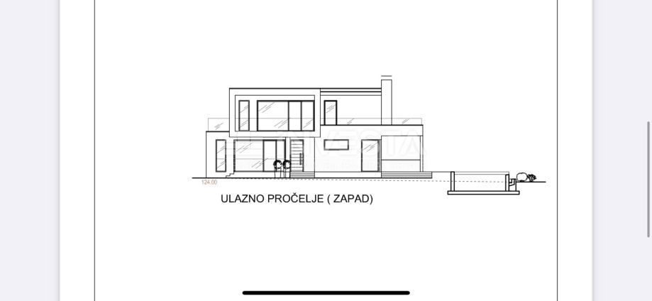 Gradbeno zemljišče s projektom