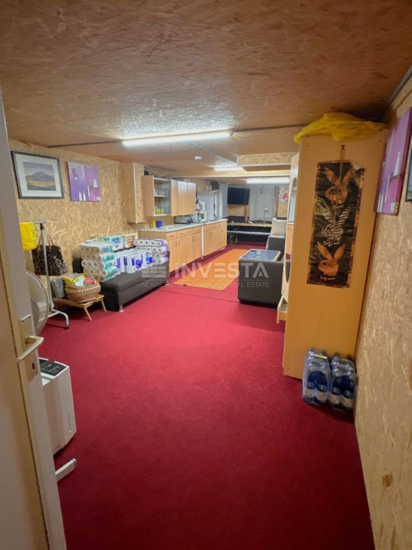 Hiša s tremi apartmaji v Fažani – 250 m od morja, idealna za bivanje in najem
