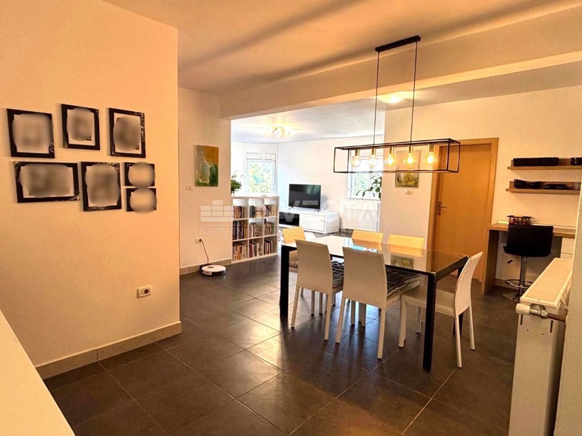 Ližnjan, sodobno dvoposteljno stanovanje s parkiriščem