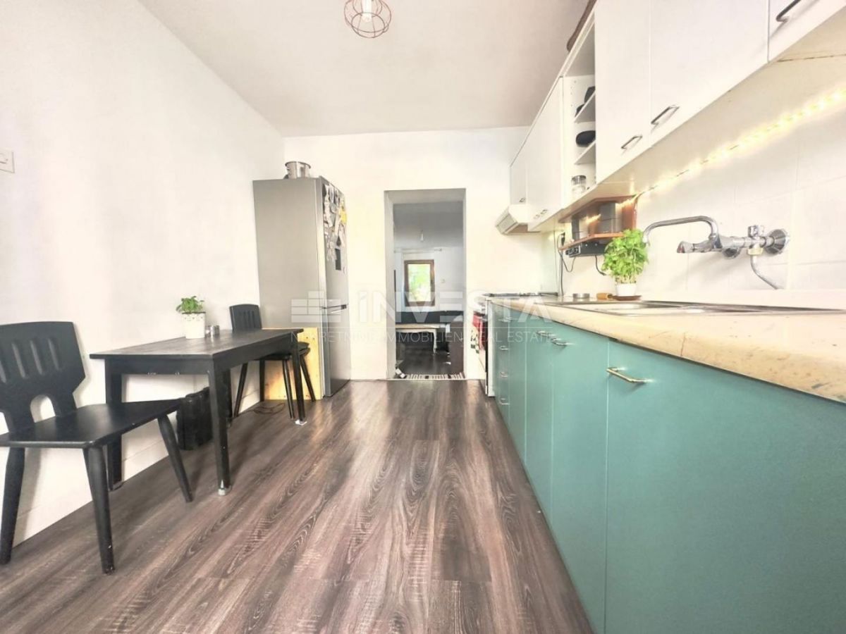 Hiša Centar, Pula, 130m2