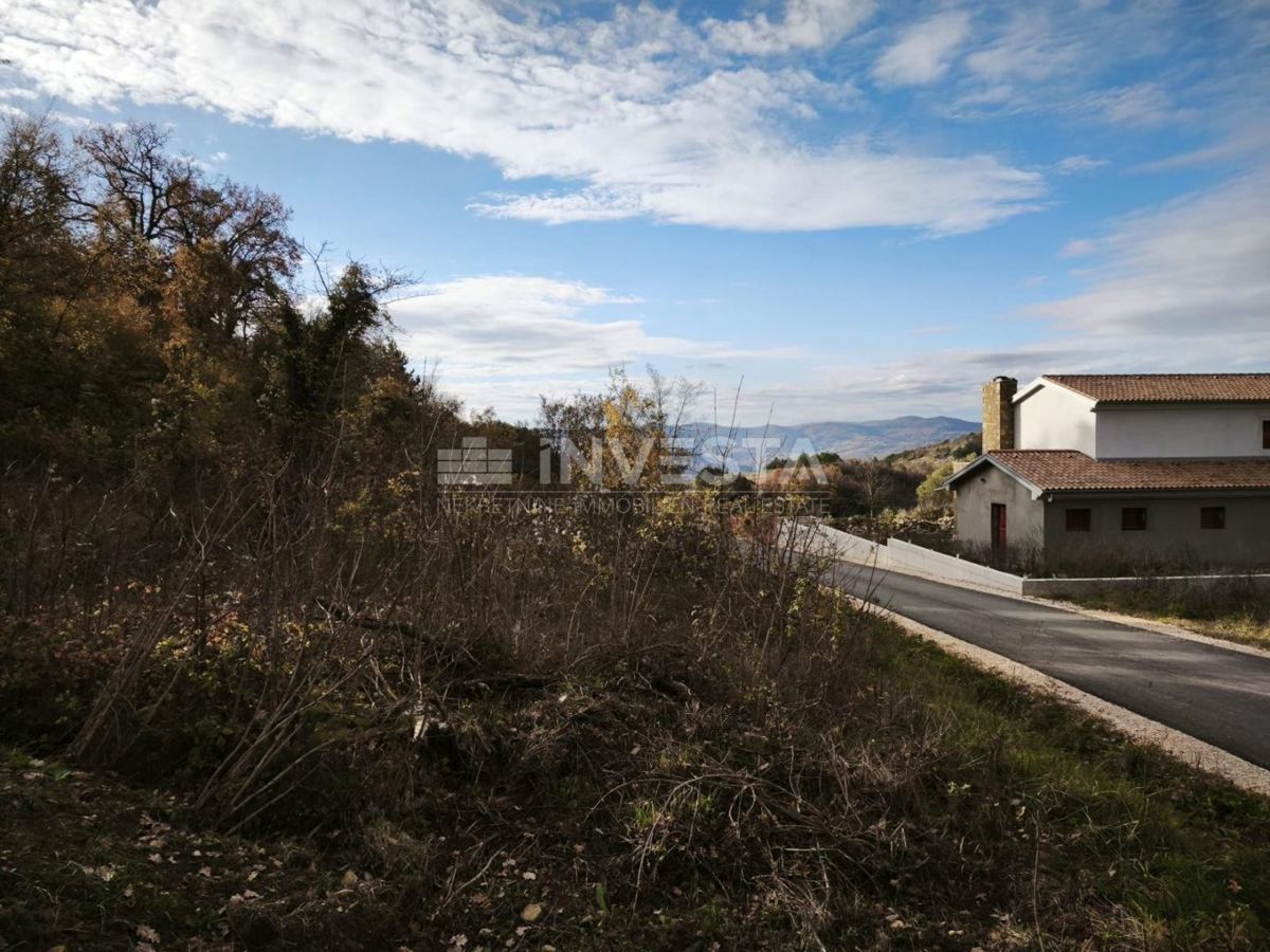 Zemljišče Butoniga, Pazin - Okolica, 1.128m2