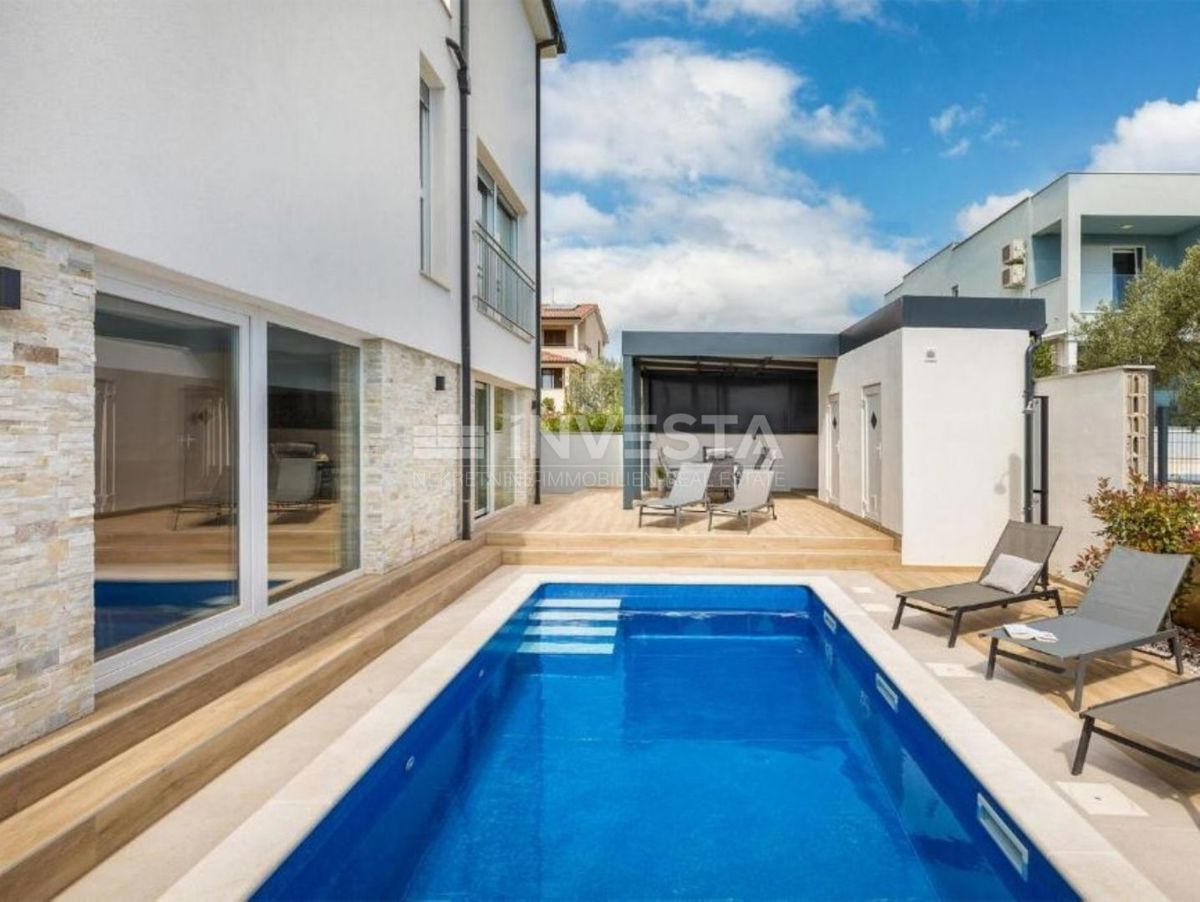Fažana - Moderna vila 360m², pogled na morje in Brijuni