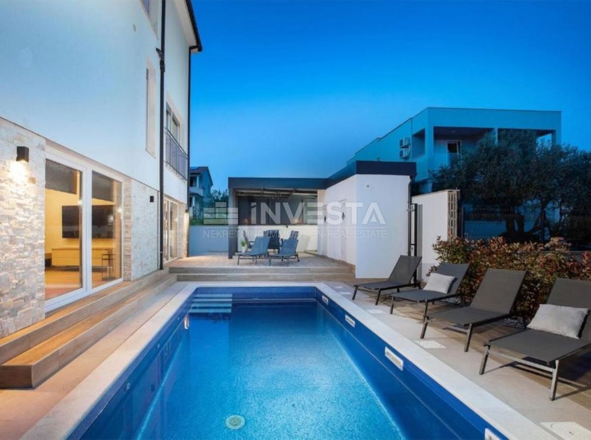 Fažana - Moderna vila 360m², pogled na morje in Brijuni