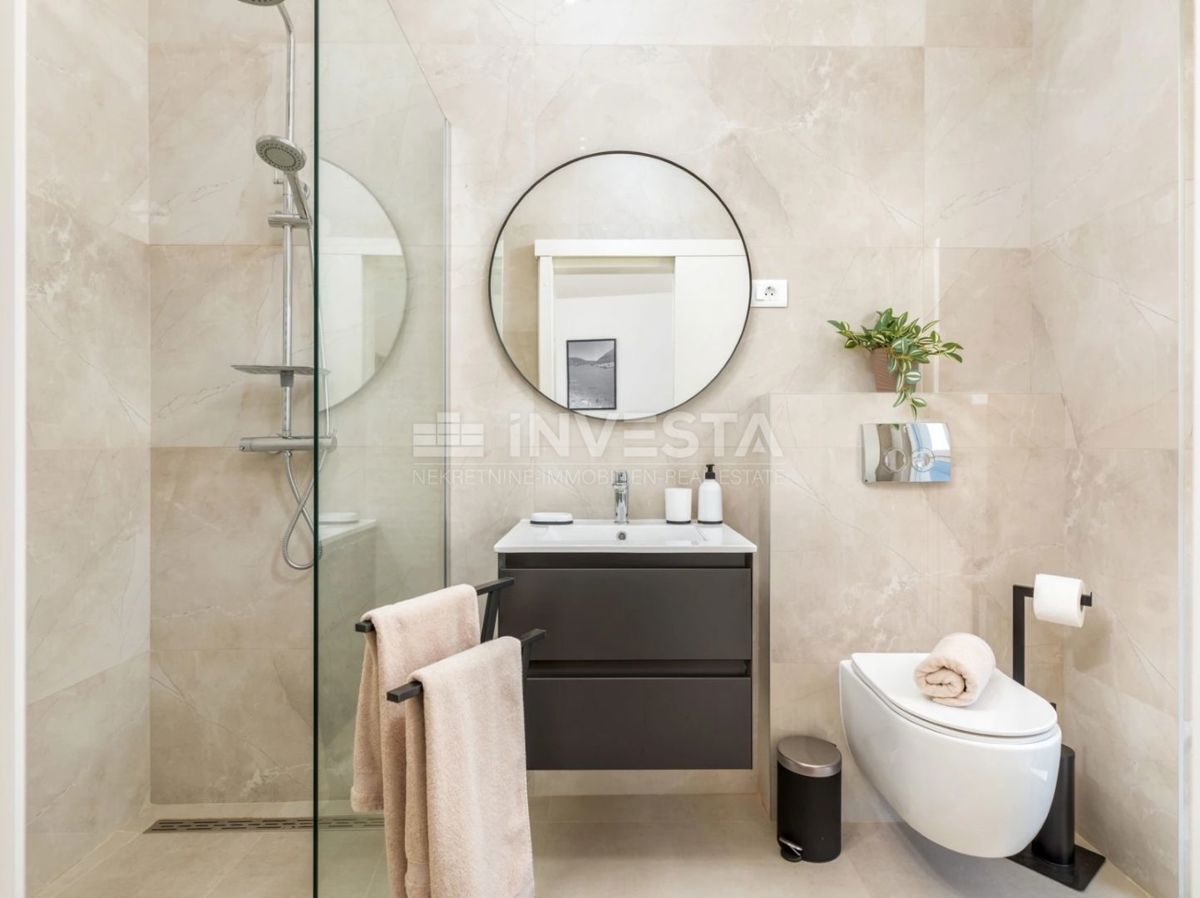 Fažana - Moderna vila 360m², pogled na morje in Brijuni