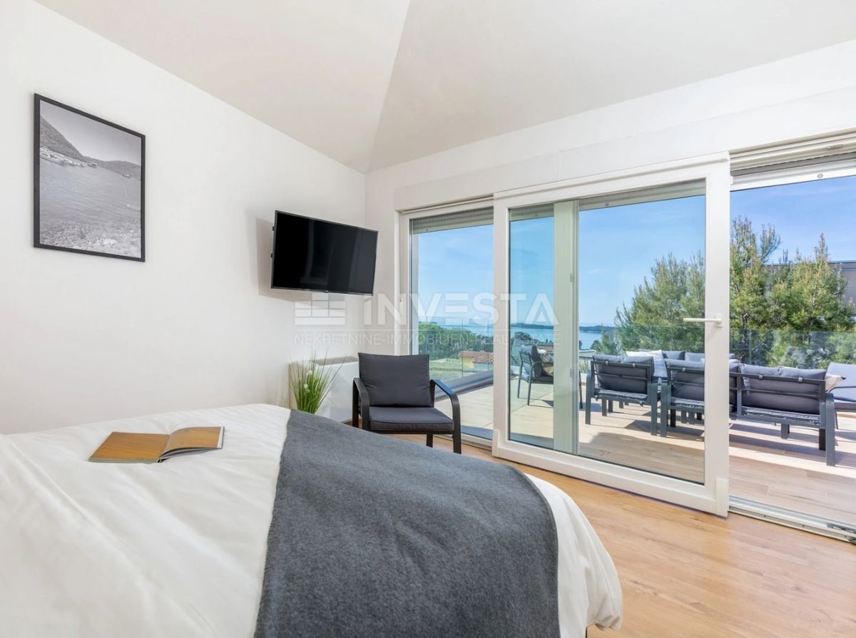 Fažana - Moderna vila 360m², pogled na morje in Brijuni