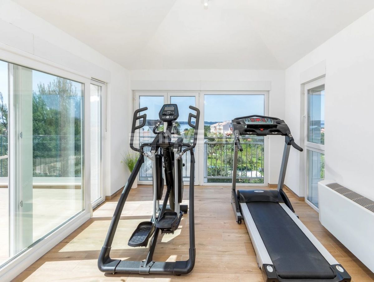Fažana - Moderna vila 360m², pogled na morje in Brijuni