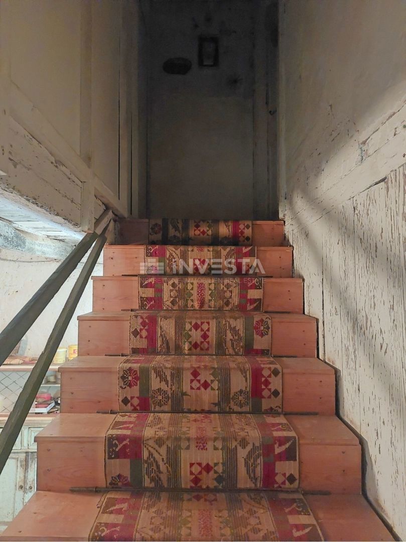 Avtohtona Istrska Hiša v Okolici Višnjana, Velik Vrt