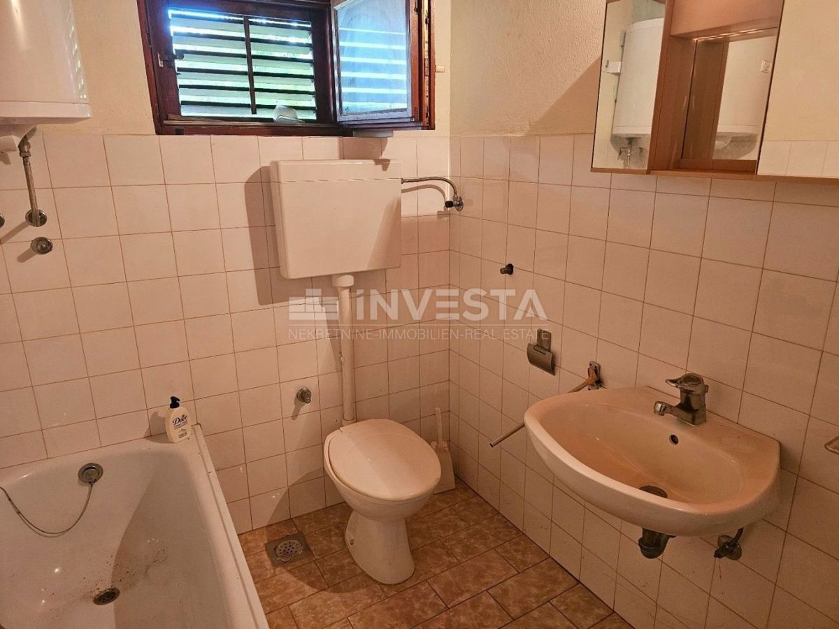 Hrvaška, Istra, okolica Pule, edinstvena tradicionalna istarska kamnita hiša 70m2
