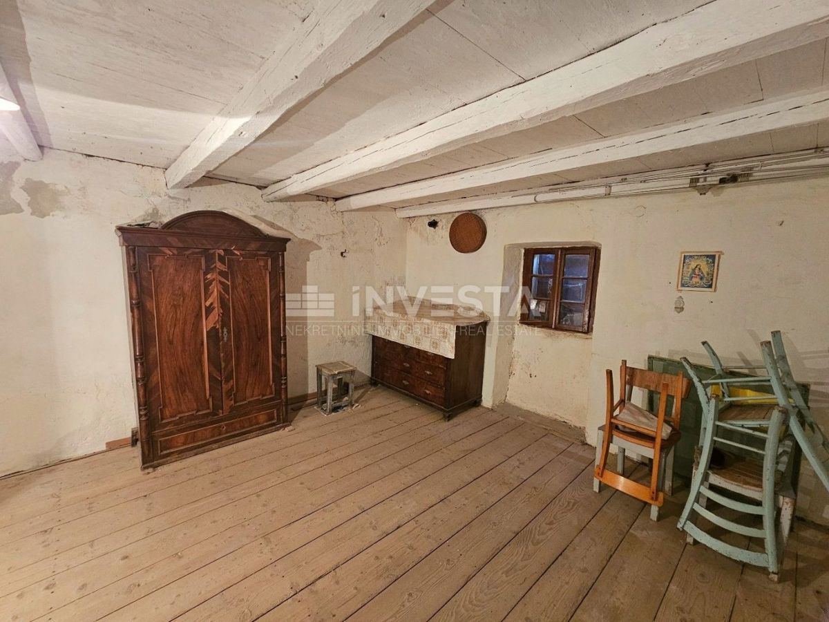 Hrvaška, Istra, okolica Pule, edinstvena tradicionalna istarska kamnita hiša 70m2